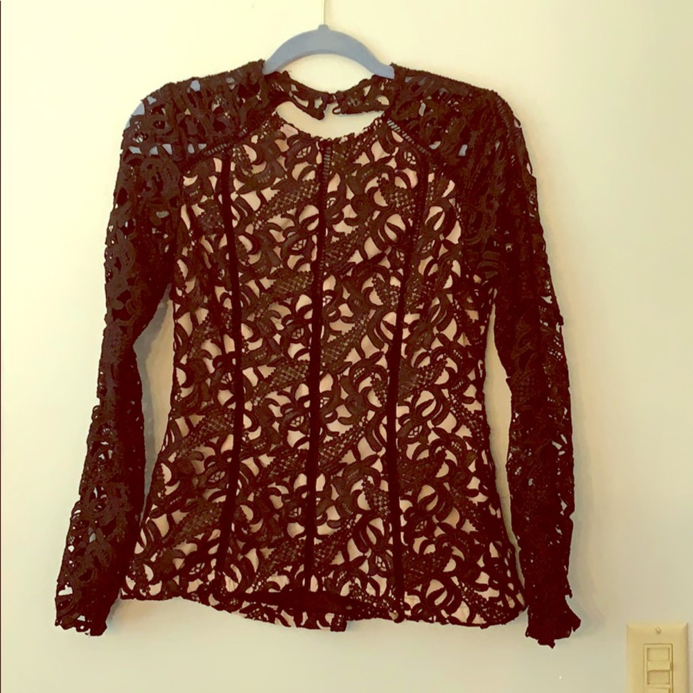 Woman’s Overlay Cotton Lace tip by Stylestalker